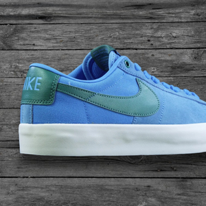 Nike SB Zoom Blazer Low Pro GT Shoes / University Blue