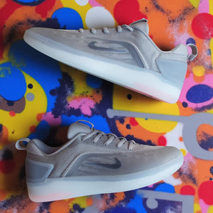 Nike SB Zoom Nyjah 4 Shoes / College Grey