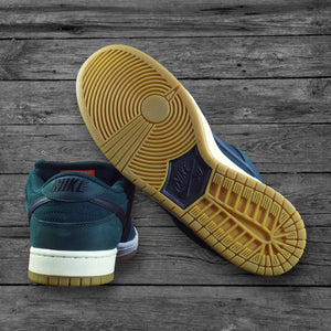 Nike SB Dunk Low Pro Shoes / Deep Fir-Black (Orange Label)