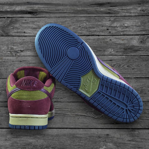 Nike SB Dunk Low Pro Shoes / Dark Team Red