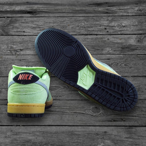 Nike SB Dunk Low Pro Premium (Verdugo Mountain) Shoes / Lt. Liquid Lime