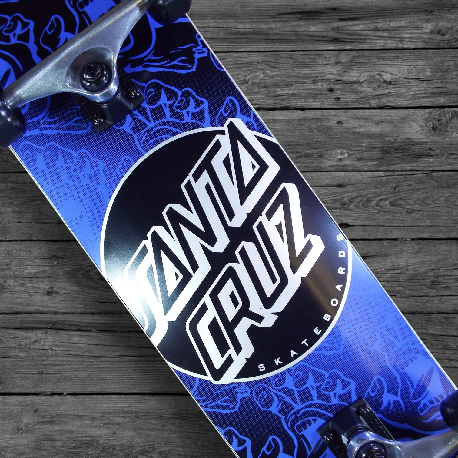 Santa Cruz Other Dot Hands Skateboard Complete / 8.25