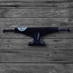 Tensor Mag-Light Low Black Trucks / 5.5"