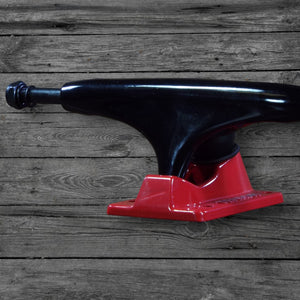 Tensor Alloy Black-Red Standard Trucks / 5.25"