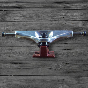 Venture Odwyer Pro Polished-Red V-Hollow HI Trucks / 5.8"